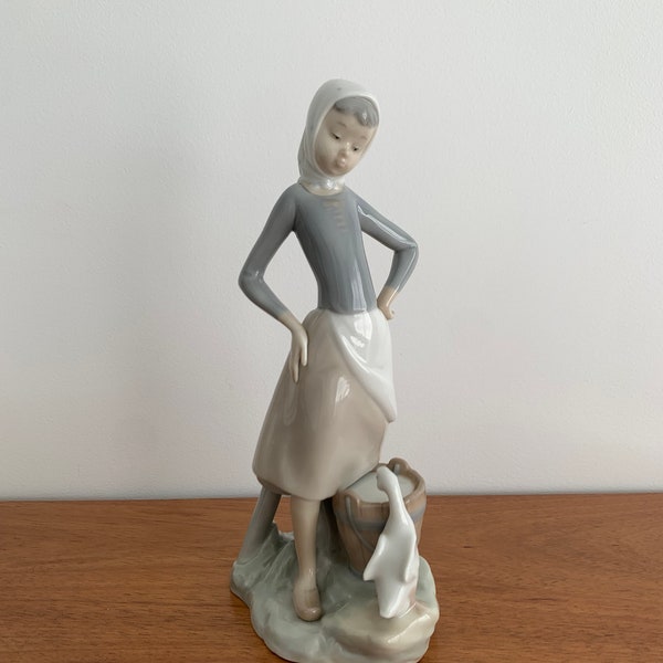 Lladro Figurine Girl With Milk Pail And Duck Spain