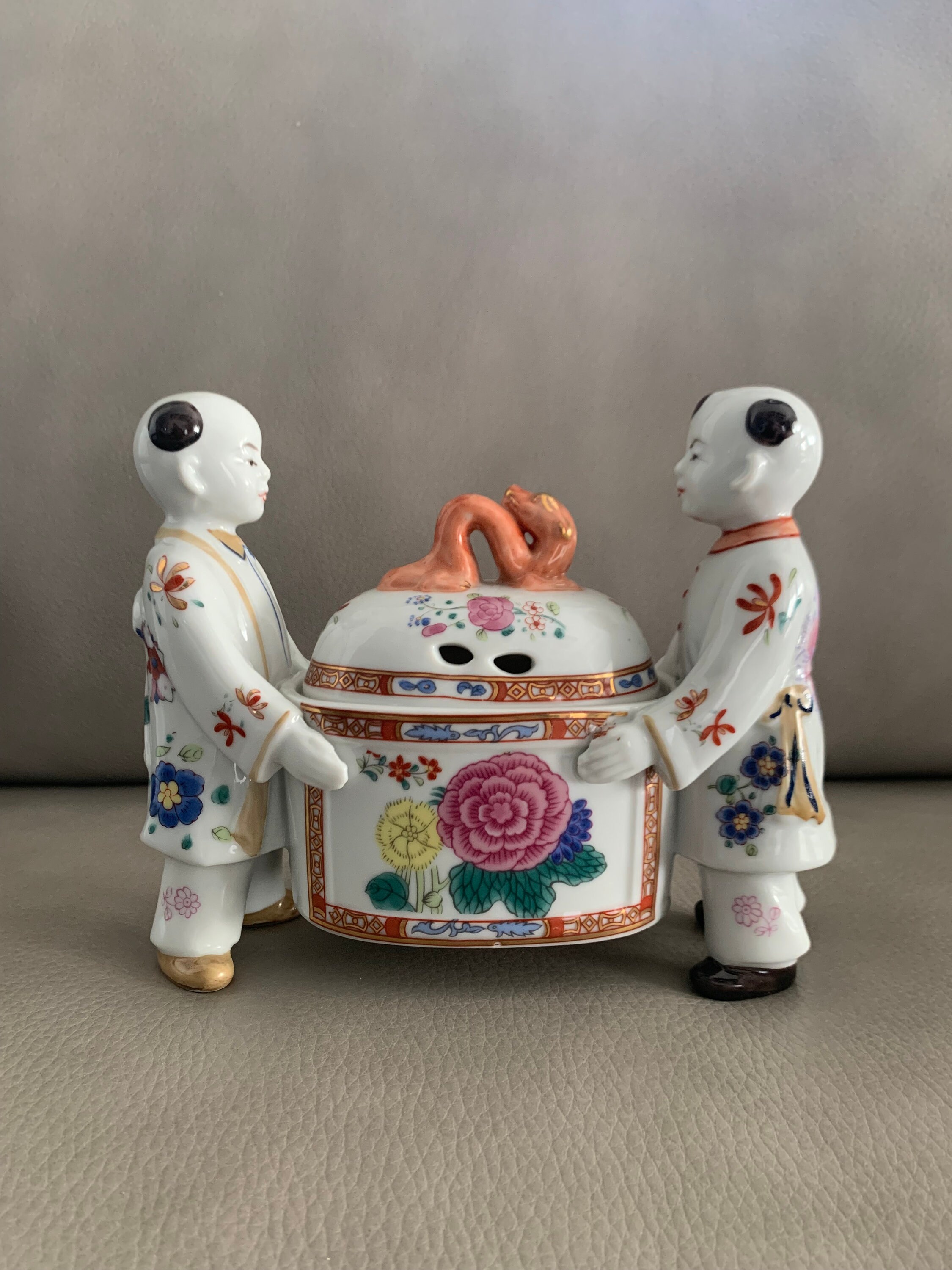 Vintage Aichi Seto Japan Porcelain Figurine: Boys With Dragon