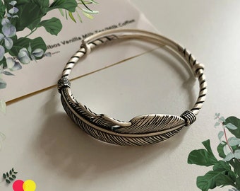 Feather Bracelet for Women, Stunning hand crafted 925 silver bangle, Feather adjustable bangle, Wedding Bridesmaid Jewelry