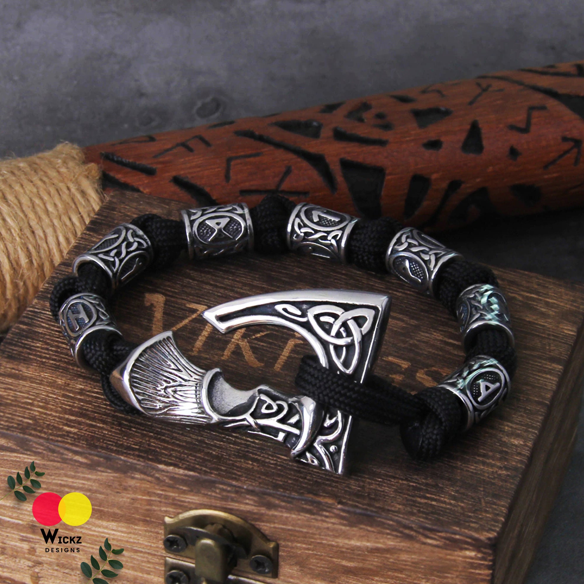 Paracord Scandinavian Bracelet With Runes and Ax Clasp, Bronze Claps,  Accessories Custom, Men's Accessory, Trendy Gift 