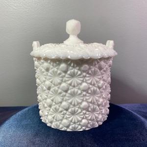 1940年代 Fentonフェントン フタ付きキャンディディッシュ Fenton Blue Opalescent Hobnail Footed Covered Candy Dish Jar