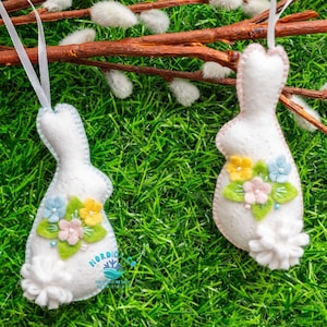 Easter rabbits, SET OF 2 Felt Easter bunnies, Easter bunny ornaments , Felt Easter ornaments, Easter felt Rabbit ornaments