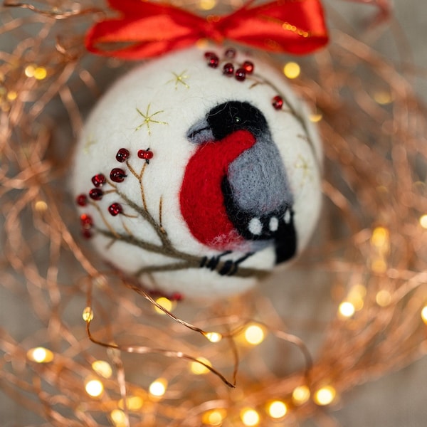 Wool needle felted ornament, felt ornament, bullfinch ornament, bird ornament, felt bullfinch, felt bird, handmade ornament, Nordic ornament