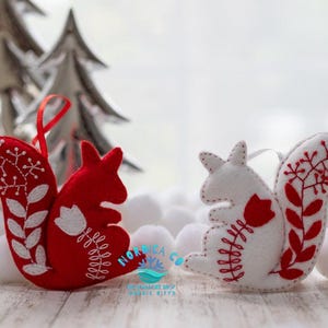Décorations d'écureuil en feutre de laine faits main (lot de 2) : décoration de Noël scandinave