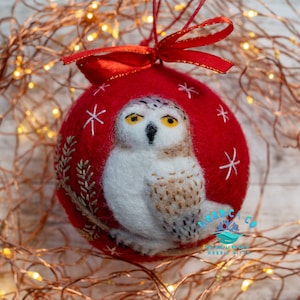 Wool needle felted ornament , arctic owl ornament , felt ornament ,  felt owl , bird ornament, handmade ornament , Nordic ornaments