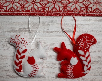 SET OF 2 Felt wool squirrel ornaments , Scandinavian style felt ornaments , felt squirrel, Scandinavian style decoration , animals ornament