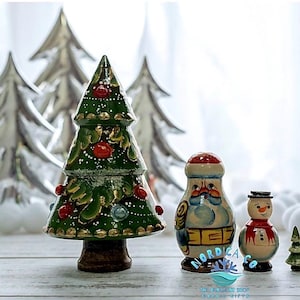 Hand Painted Wooden Nesting Christmas Tree Doll, Scandinavian Decor, folk art Xmas decor