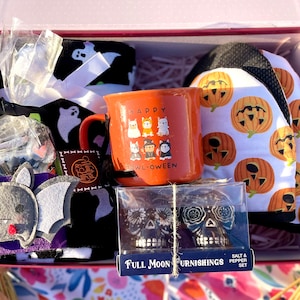halloween mystery box gift,Care Package For Her , Care Package , Sending Love And Hugs ,  Cheer Up Gift Box , Gift For Best Friend