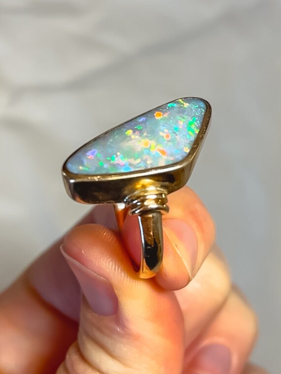 18ct Yellow Gold Solid Opal Ring - image 3