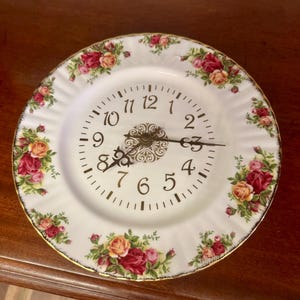 Royal Albert Old Country Roses Battery Operated Porcelain Clock