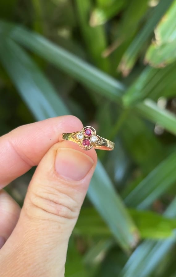 18ct Ruby & Diamond Ring - image 1