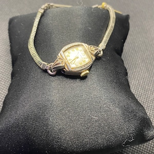 Bulova Art Deco Ladies Wrist Watch