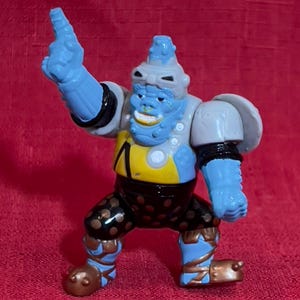 Mighty Morphin Power Rangers' 2" Figure Squatt With Movable Parts