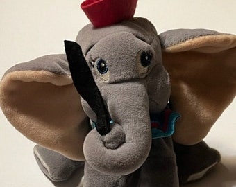 THE DISNEY STORE Bean Bag - Dumbo - Dumbo (7") (New Without Disney Hang Tag)
