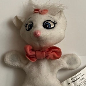 THE DISNEY STORE Bean Bag - The Aristocats - Marie (4&quot;)