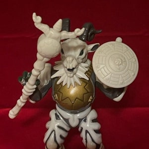 Mighty Morphin Power Rangers - Evil Space Aliens - Action Figure Head Butting Robogoat  #2342
