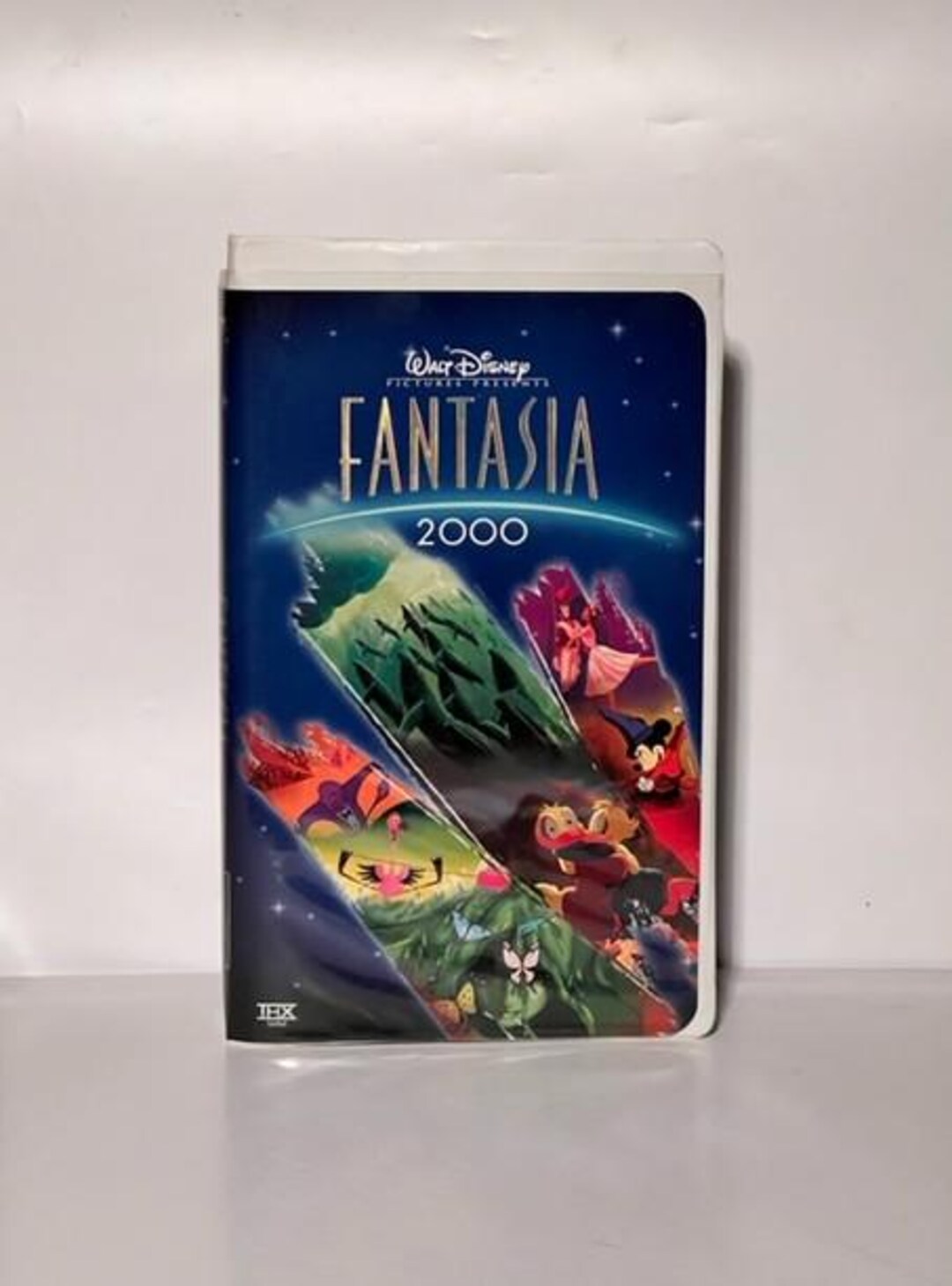 Walt Disney Pictures Presents Fantasia 2000 VHS Movie