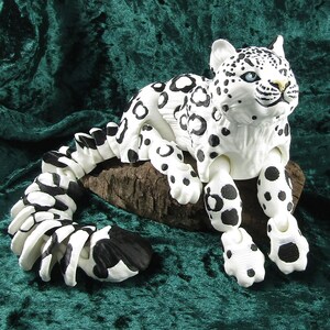 Larger 430mm Articulated Posable Leopard 3D Fidget Toy Desk Decoration PickStyle