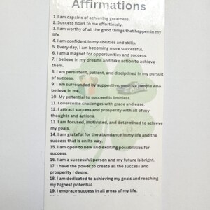 Tarjeta de afirmaciones laminada de éxito