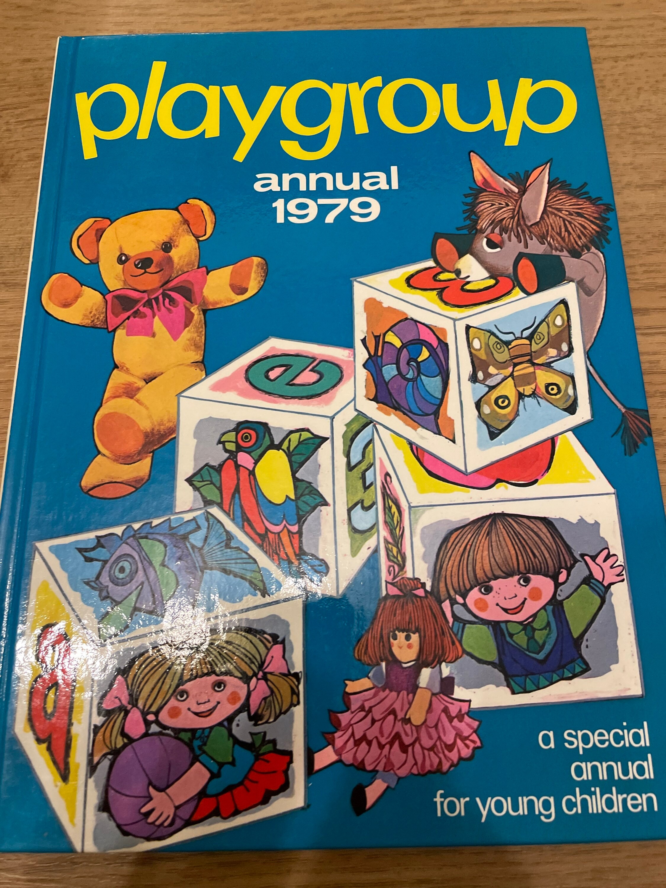 洋書 Playschool Annual 1979 Vintage Annual Playschool 1979
