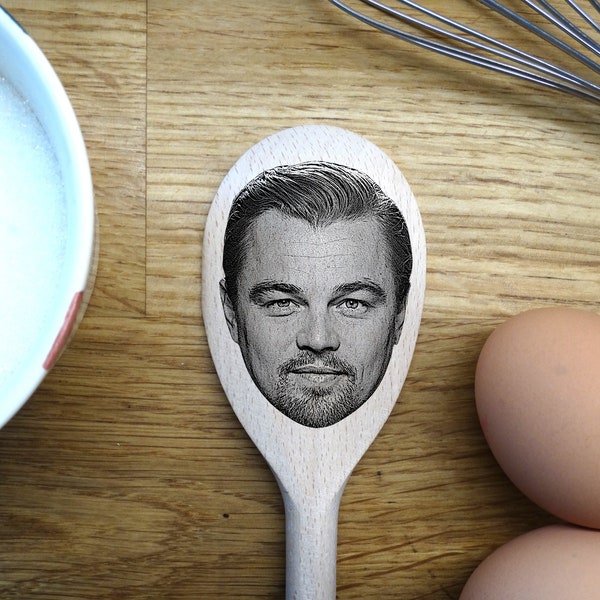Leonardo Dicaprio 's Face Engraved on a Wooden Spoon (30cm), Birthday, Christmas, Gift. Wolf of Wallstreet, Titanic, Inception, The Revenant