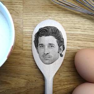 Dr Derek Shepherd's Face Engraved on a Wooden Spoon (30cm), Birthday, Christmas Gift. McDreamy from Gray's Anatomy. Patrick Dempsey