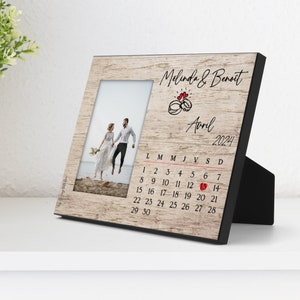 Personalized photo frame, Valentine's Day gift, wedding gift, frame to place or hang