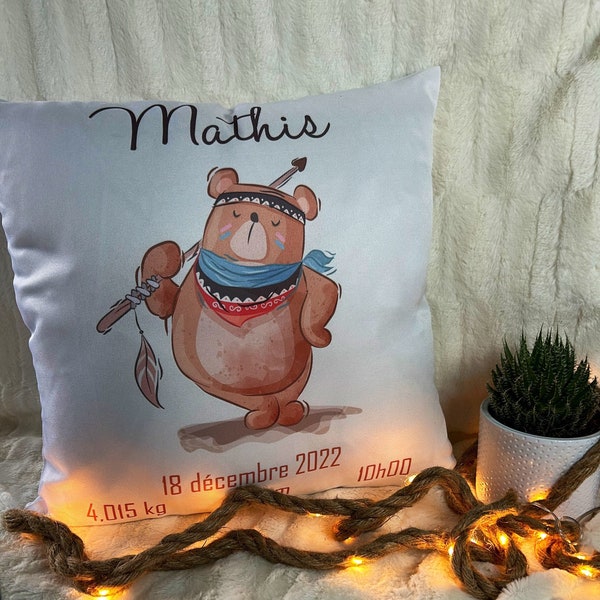 Coussin enfant personnalisé , coussin naissance personnalisé, cadeau naissance modèle ours indien