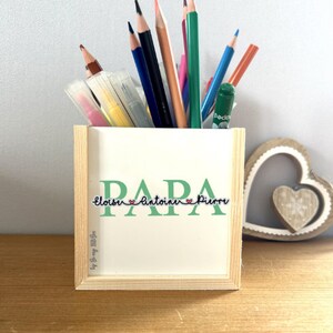 Customizable wooden pencil holder