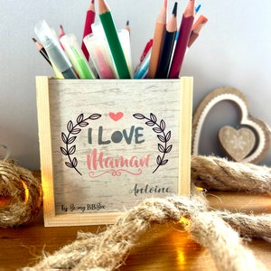 Customizable wooden pencil holder