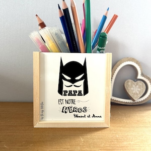 Customizable wooden pencil holder