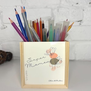 Customizable wooden pencil holder