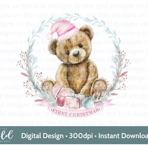 Clipart di orsacchiotto di Natale 1° Natale Baby Pink PNG Download digitale istantaneo Vestiti per bambini, bavaglino per gilet di carta Design stampabile Creazione di biglietti con sublimazione
