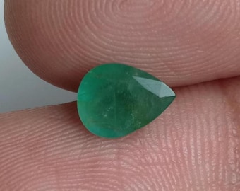 Amazing Top Natural Green Emerald Pear Shape Faceted Gemstone, With Good Color & Use For Ring Making Jewelry, 1.05 Ct