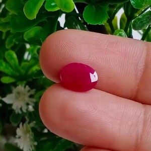 Top Unheated Flawless Pegion Red Ruby Oval Shape Faceted Loose Gemstone  Excellent Quality Ruby Ring High Jewelry Making Gemstone Cut 2.85Ct