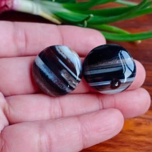 Natural Sulemani Hakik Cabochons: Round Black Agate Gemstone Pair, 67.70 Ct