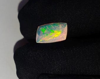 Ethiopian Opal Gemstone: 1.40 Ct Cushion Cut, Green Fire