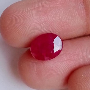 Top Flawless Natural Red Ruby Loose Cut Gemstone, Top Oval Shape Excellent Ruby For Ring And Fine Jewelry Making 4.70 Ct.