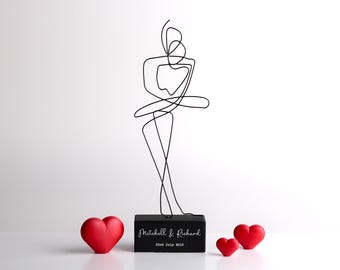 Personalized Abstract Couple Sculpture, Romantic Wire Decor, Minimalist Love Statue, Anniversary Gift for Couples