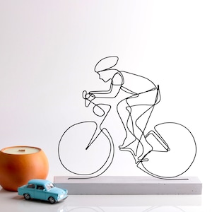 Draadkunst fiets / draadsculptuur figuur kunst decor / fiets / handgemaakt / metalen sculptuur / tafeldecor / abstracte lijnkunst / huisdecoratie