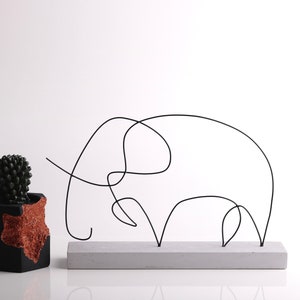 Elephant Wire Sculpture / Shelf Decor / Tabletop Decor  / Wire art / Minimalist  Sculpture / Abstract Style / Home Decor / Office Decor