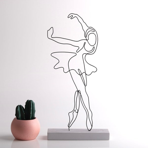 Wire Art Ballerina / Wire Sculpture  / Art Decor / Handmade Minimalist Metal Sculpture / Abstract / Line Art / Dancer / Home Decor /Figure