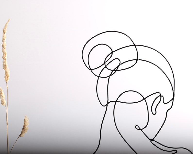 Wire Art Woman Sculpture / Shelf Decor / Tabletop Decor / Etsy