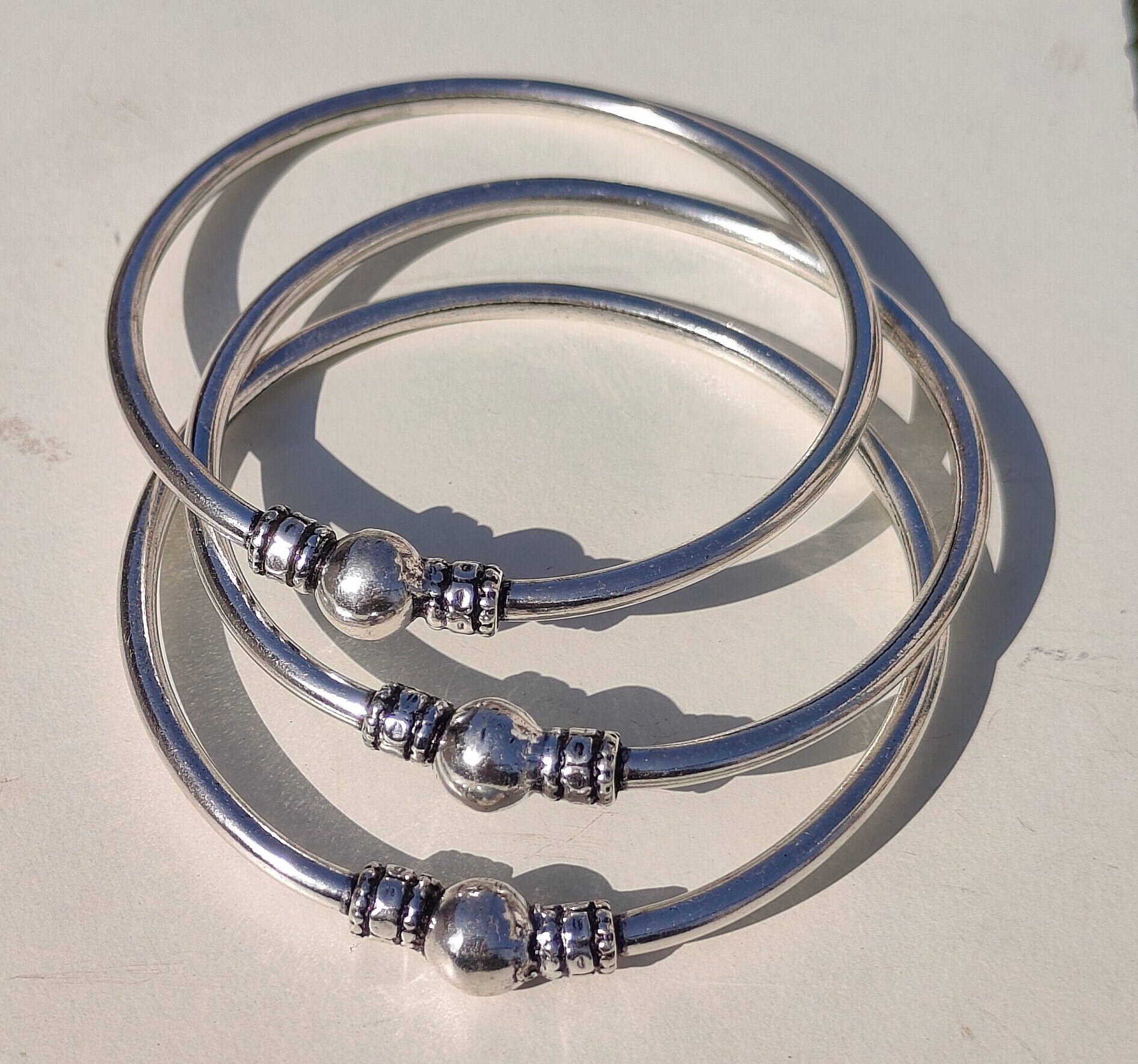 バングルス/ 紙ジャケ 3枚セット 新品 Set of 3 Bangles, Stacking Bracelets, Classic Bangle, Trio