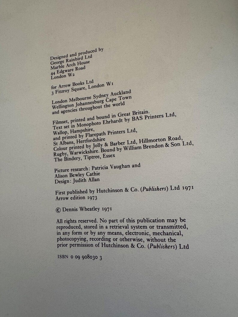 Dennis Wheatley The Devil and All His Works Illustrated Hardback 1973 image 4