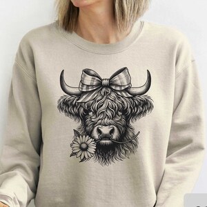 Highland Heifer Sweatshirt Farmer Sweatshirt Cow Lover Sweatshirt Vintage Farm Sweatshirt Crazy Heifer Sweatshirt