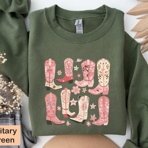 Cowgirl Pink Boots Sweatshirt Cute Country Sweatshirt Western Sweatshirt for Women Texas Vibe Sweatshirt