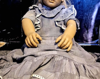 Annette Himstedt- Malin - 1988-2009 - series LMD - '29' (73.7cm)