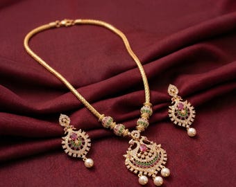 Antique Gold Temple Necklace Set with Pearls – Handmade Indian Jewelry for Weddings