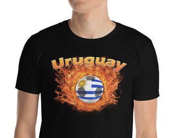ウルグアイ代表サッカー | ウルグアイサッカーサッカーTシャツ | ユニセックス半袖Tシャツ | 炎に包まれたウルグアイ国旗ボール | ウルグアイシャツ